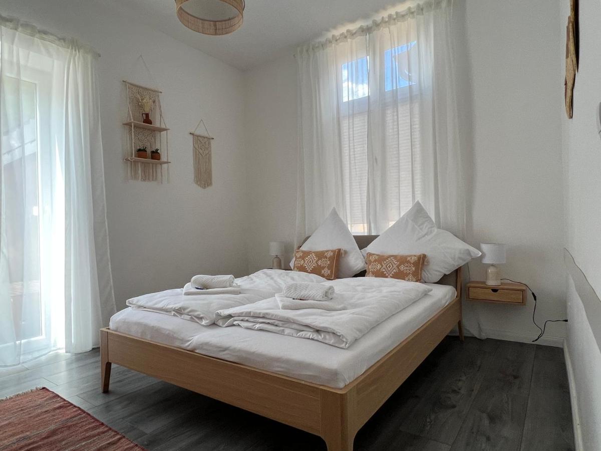 Direkter Moselblick I Altbau I 4 Personen I Terrasse Apartment Sankt Aldegund Bagian luar foto